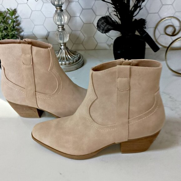 NEW! DOLCE VITA Perdue ANKLE BOOTS SZ 9 - Picture 4 of 4